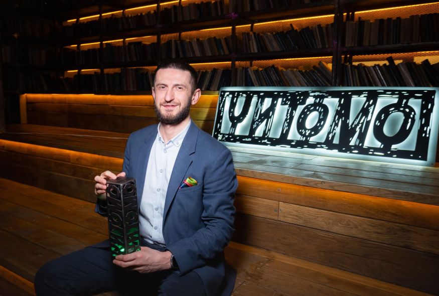 Український ПЕН став переможцем Премії Читомо у номінації “Амбасадор української книги”