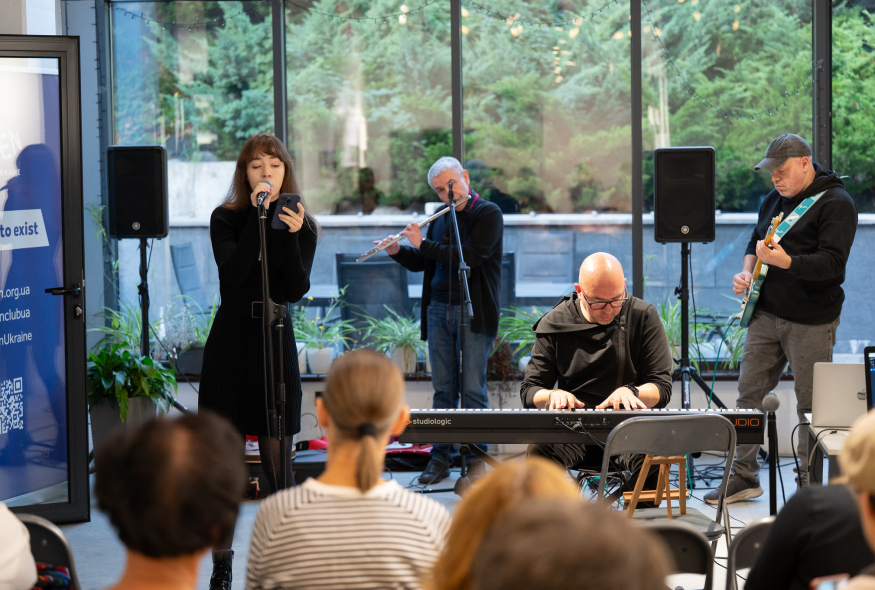 "Як звучить Закарпаття": Андрій Любка куруватиме літературно-музичний квартирник у просторі PEN Ukraine